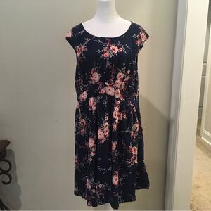 Women's Torrid Floral Print Sanguine Breeze Navy Blue Challis Open Back Size 1X